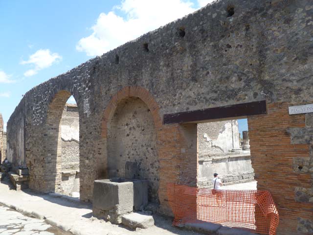 Fountain near VII.7.26