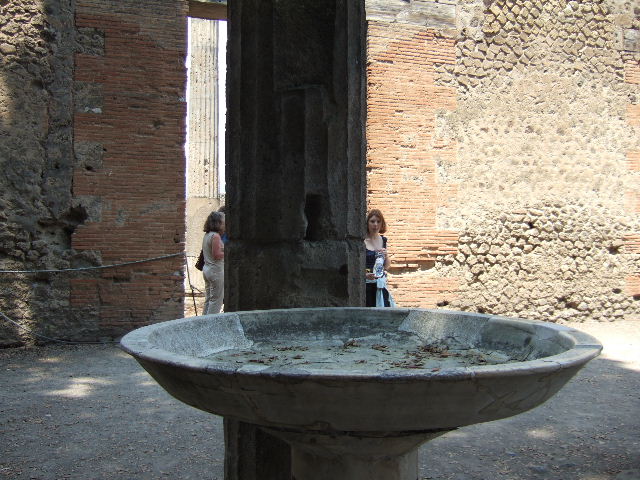 Fountain on Triangular Forum