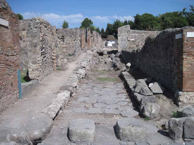 I.1.9 Pompeii. September 2005.  Entrance.