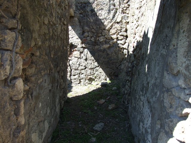 I.2.17 Pompeii. September 2010. East wall of room 3. Photo courtesy of Drew Baker.
