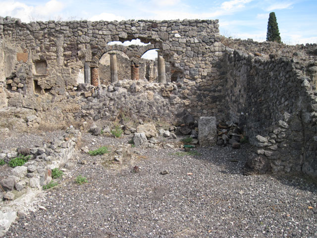 I.3.8a Pompeii. September 2010. Looking west from kitchen or room in north-east corner.
Photo courtesy of Drew Baker.