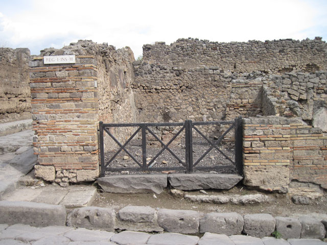I.3.12 Pompeii. May 2005. Entrance.