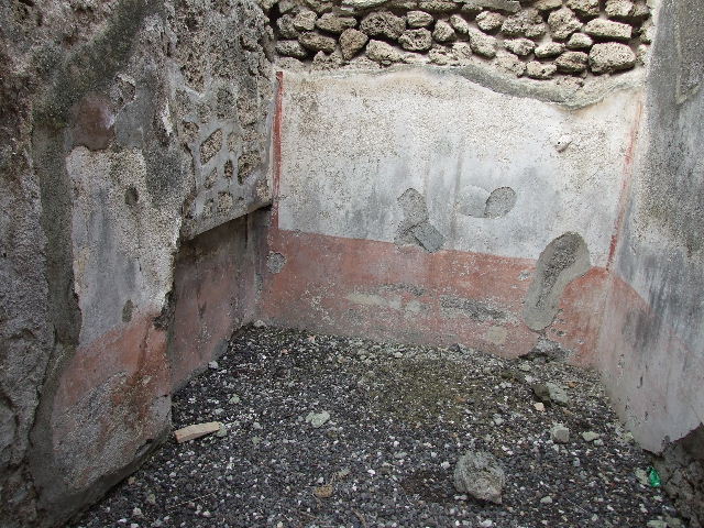 I.3.24  Room on south side of atrium, and corridor to garden