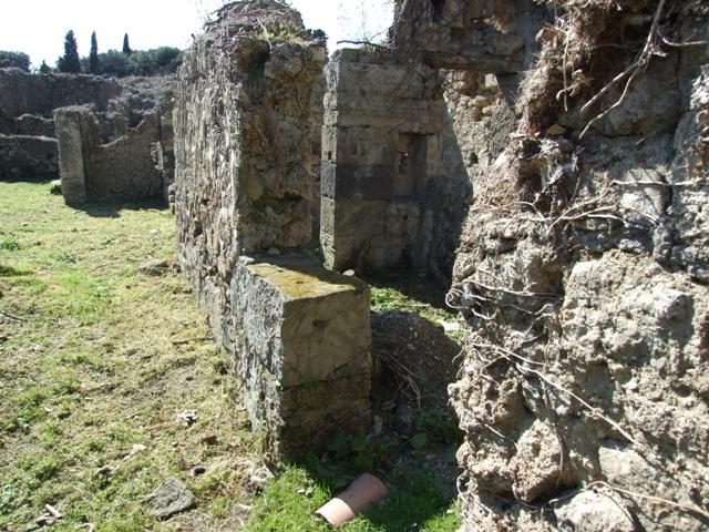 I.3.29 Pompeii. March 2009. Room 3. North west corner.