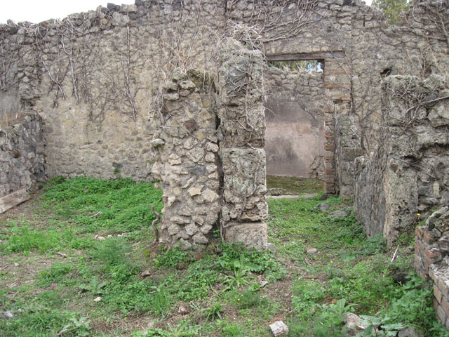 I.3.30 Pompeii. September 2010. Room 3, looking west towards doorway. Photo courtesy of Drew Baker.