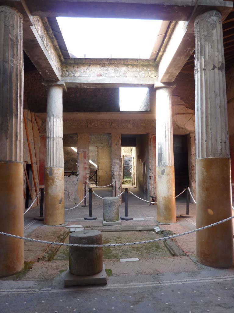 I.6.15 Pompeii. October 2014. Room 4, looking north across impluvium in atrium. 
Foto Annette Haug, ERC Grant 681269 DCOR
