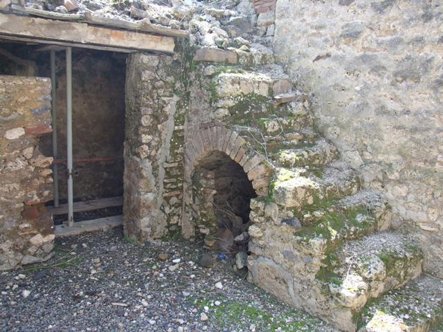 I.10.8 Pompeii. March 2009. Room 6.