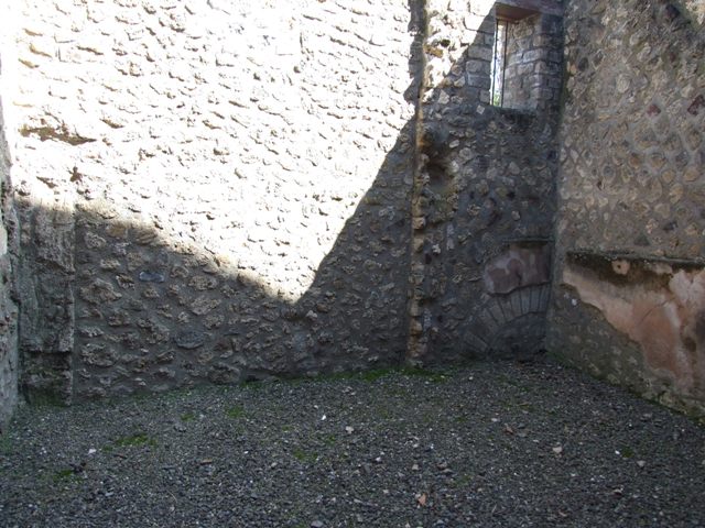 I.10.15 Pompeii. March 2009. Third room to south of entrance with amphorae.