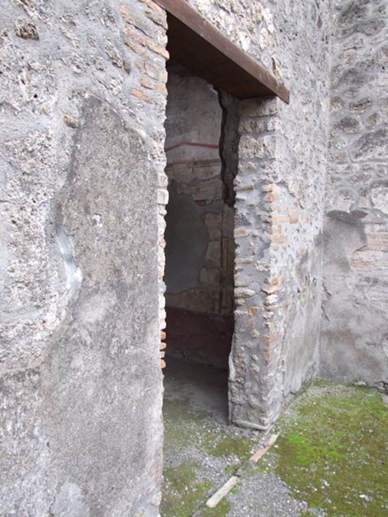 I.11.6 Pompeii. March 2009. Room 4. Doorway from atrium.