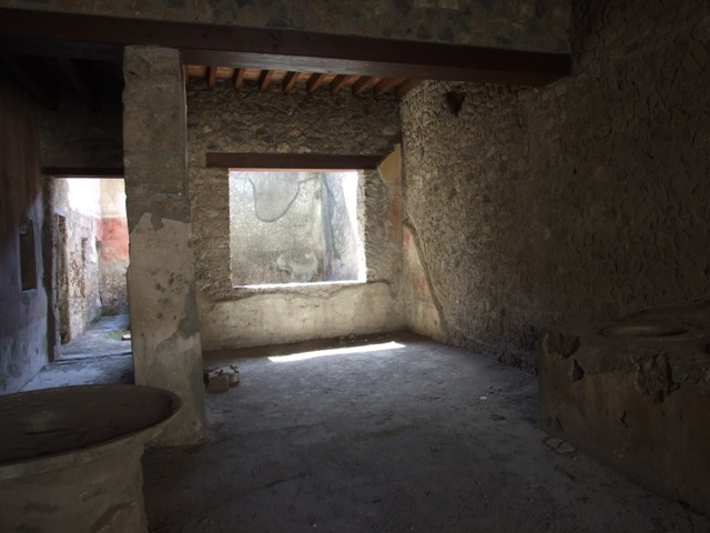 I.12.3 Pompeii.  March 2009.  Room 6.  Garden area.  South wall that used to show a garden painting.