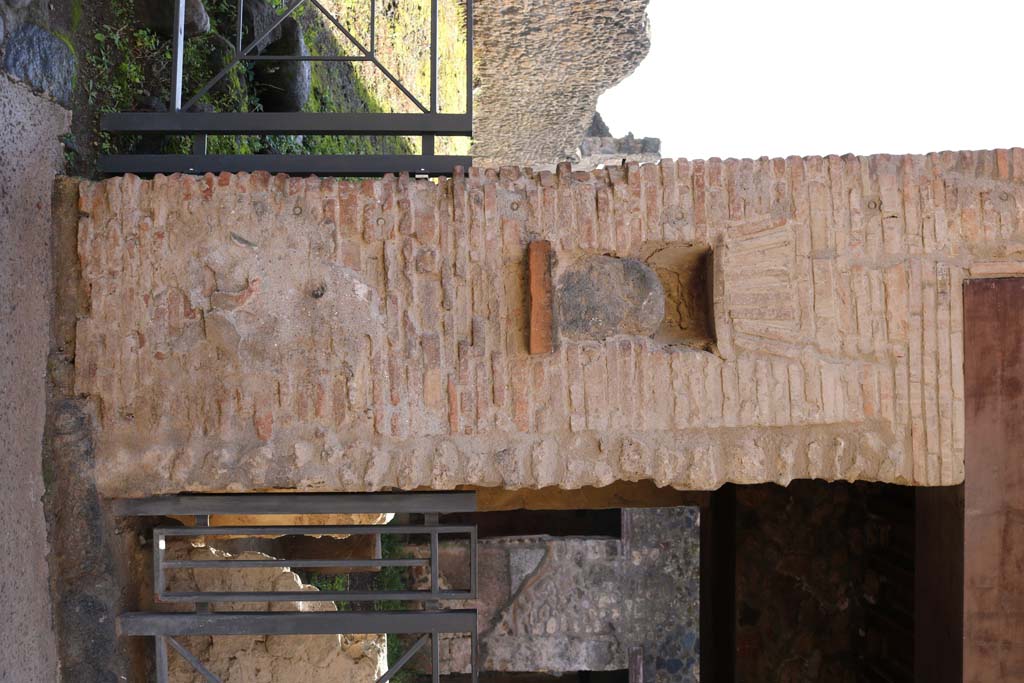 I.12.5 Pompeii. December 2007. Counter.