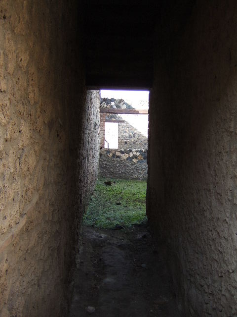 I.12.9 Pompeii.  House.  December 2007.  Room in north west corner.  Looking south.