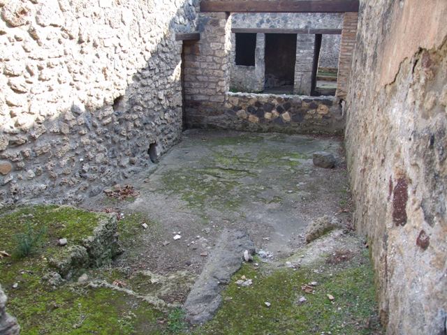I.12.9 Pompeii.  House.  December 2007.  Kitchen in north east area.