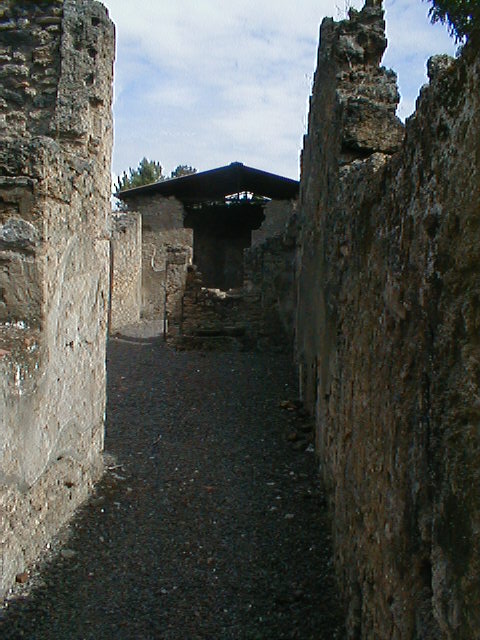 I.12.15 Pompeii. March 2009. Room 4, corridor to outside triclinium.