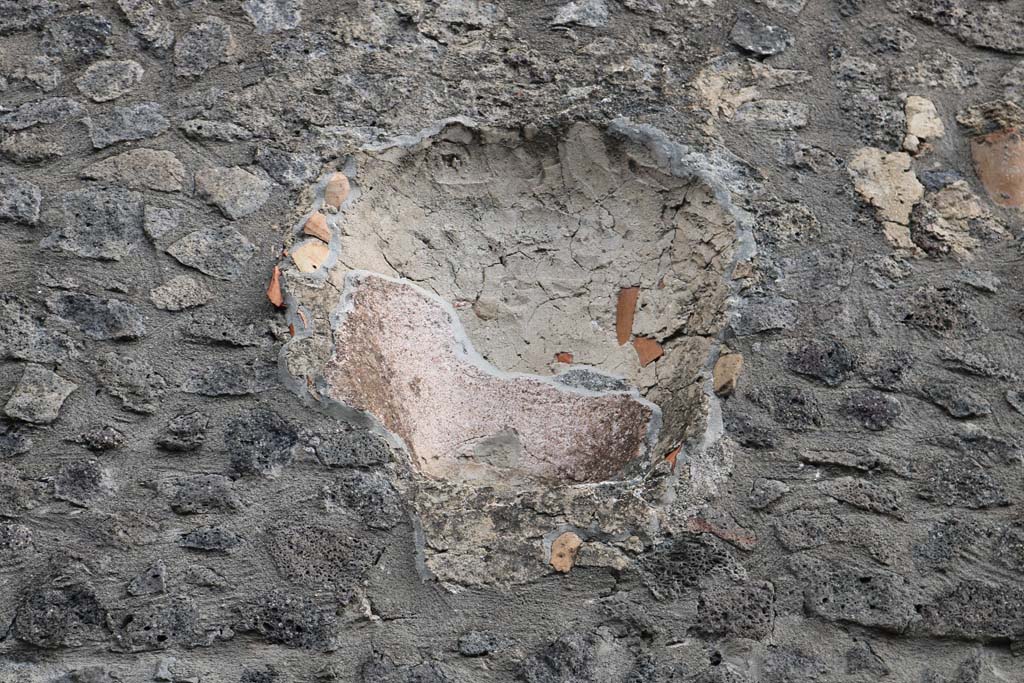 I.15.3 Pompeii. December 2018. Exterior wall on Vicolo della Nave Europa. Photo courtesy of Aude Durand.