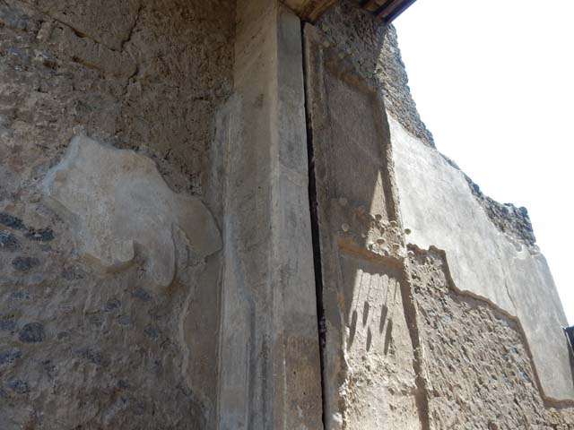 II.2.2 Pompeii.  March 2009.  Room 2. Triclinium.  North wall.