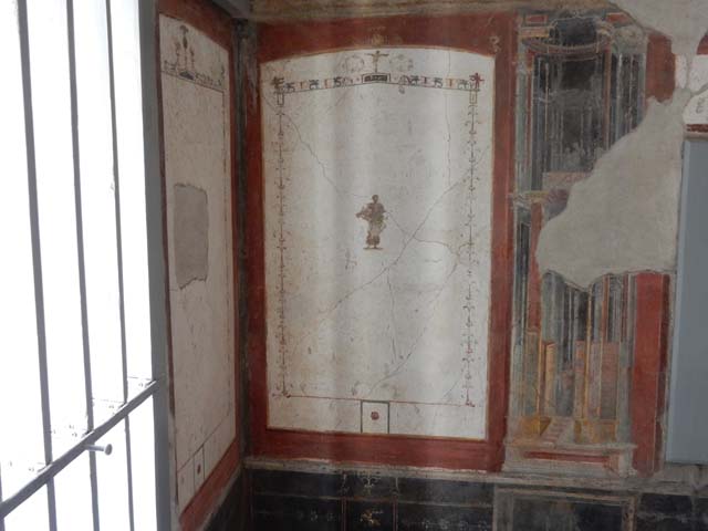 II.2.2 Pompeii.  December 2005.   Room 11.  Looking west along upper euripus.  