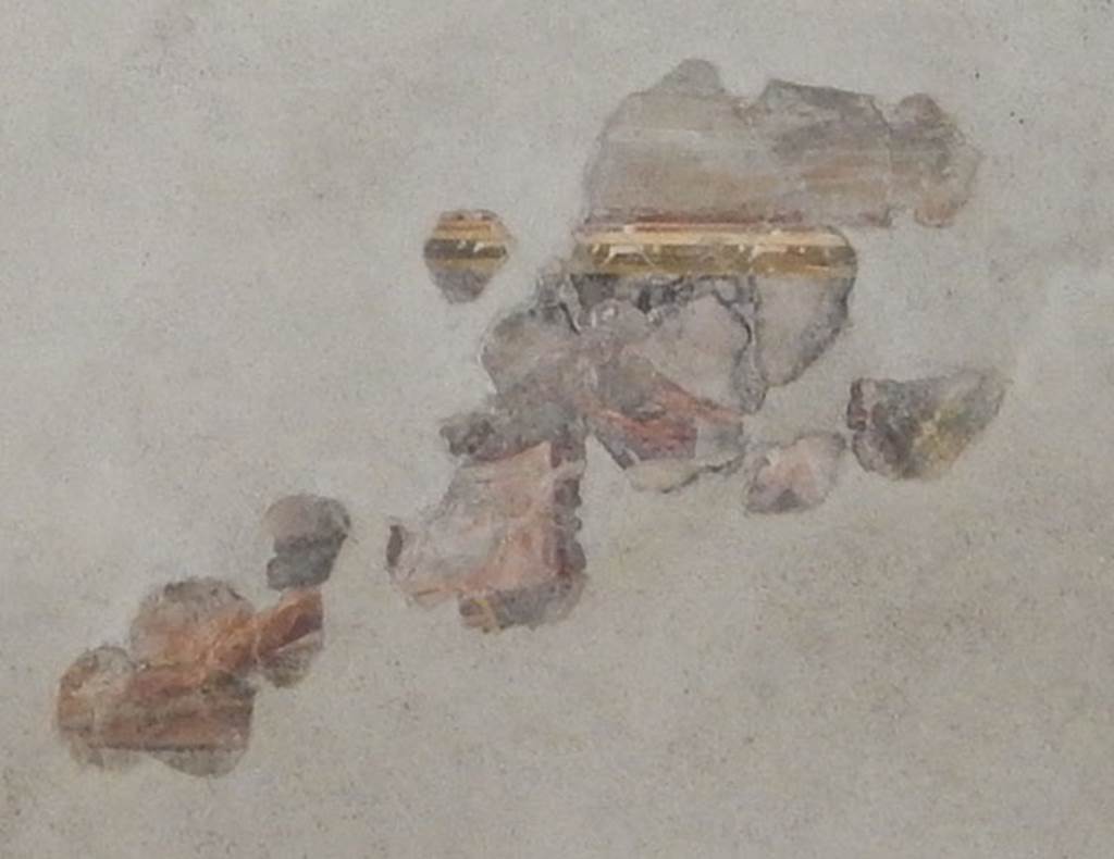 II.2 2 Pompeii. May 2016. Room “h”, north wall of triclinium, east end. 
The corpse of Hector is being dragged behind a chariot.
With the inscriptions [Hect]OR and AUTOMEDON
See Della Corte in Maiuri, A., 1928. Nuovi Scavi nella Via dell’Abbondanza. Milano: Hoepli. (p. 111-2).
Photo courtesy of Buzz Ferebee.
