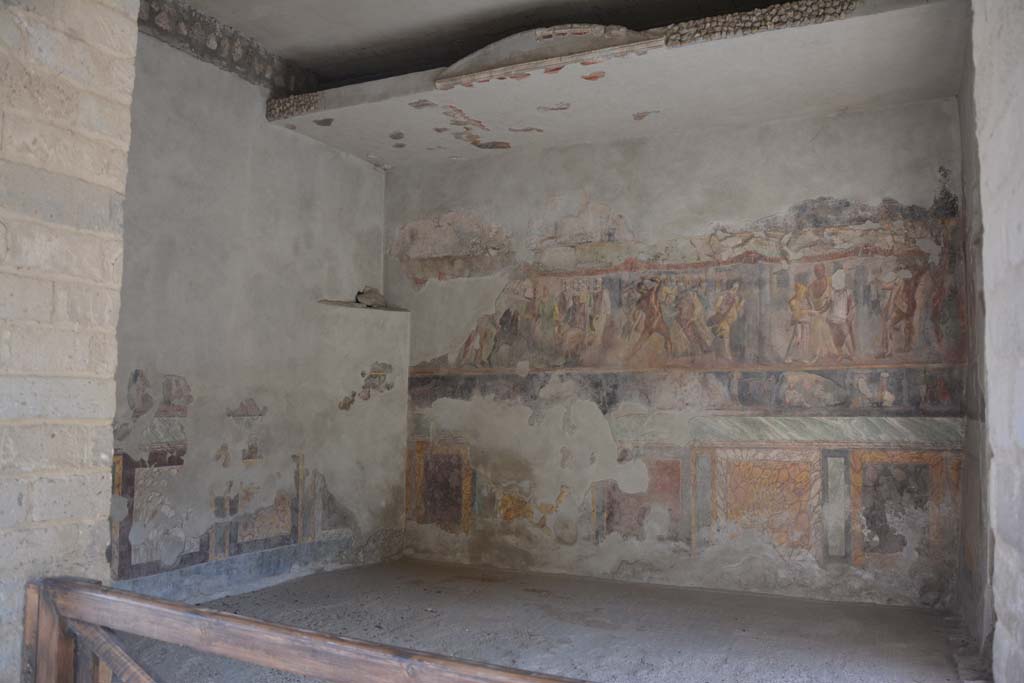 II.2.2 Pompeii. July 2017. Room “h”, looking towards north-east corner, east wall and ceiling.
Foto Annette Haug, ERC Grant 681269 DÉCOR.


