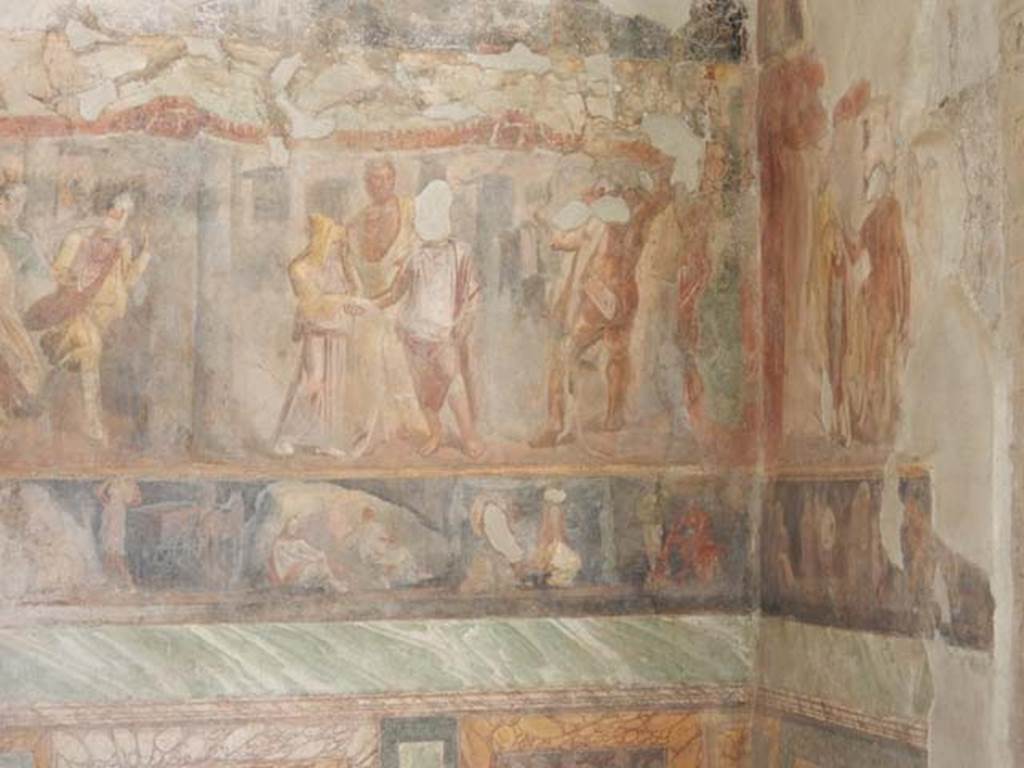II.2.2 Pompeii. May 2016. Room “h”, east wall and part of south wall.
The larger upper section depicting Hesione and Telamon.
Photo courtesy of Buzz Ferebee.

