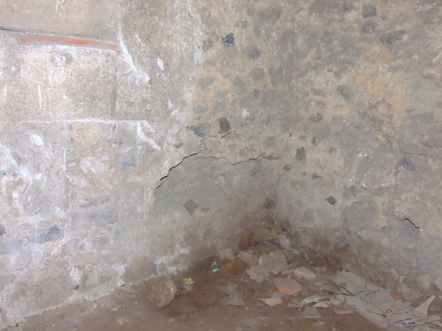 II.3.3 Pompeii. March 2009. Room 16, Stairs base in south west corner.
