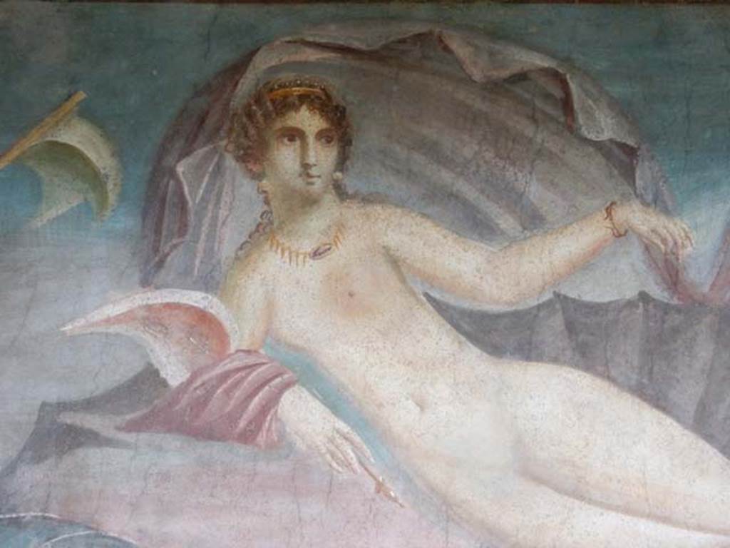 II.3.3 Pompeii. May 2016. Room 11, detail of Venus/Aphrodite. Photo courtesy of Buzz Ferebee.
