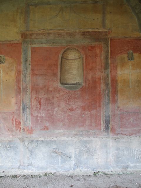 II.4.6 Pompeii. December 2006. Doorway to room with two doorways on west side of it, on north side of summer triclinium.
