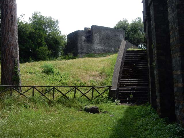 II.6 Pompeii Amphitheatre.