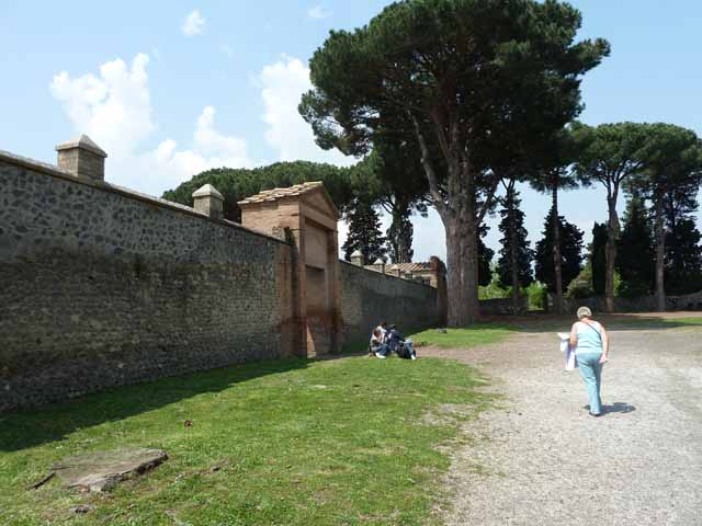 II.7.4 Pompeii. Palaestra. December 2006. Entrance.