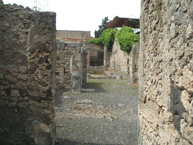 V.2.10 Pompeii. December 2007. Doorway to room 5.
