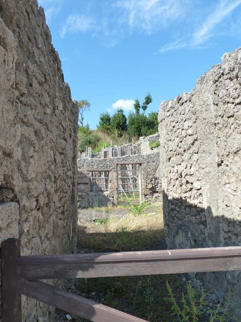 V.2.15 Pompeii. December 2007. Room 4.