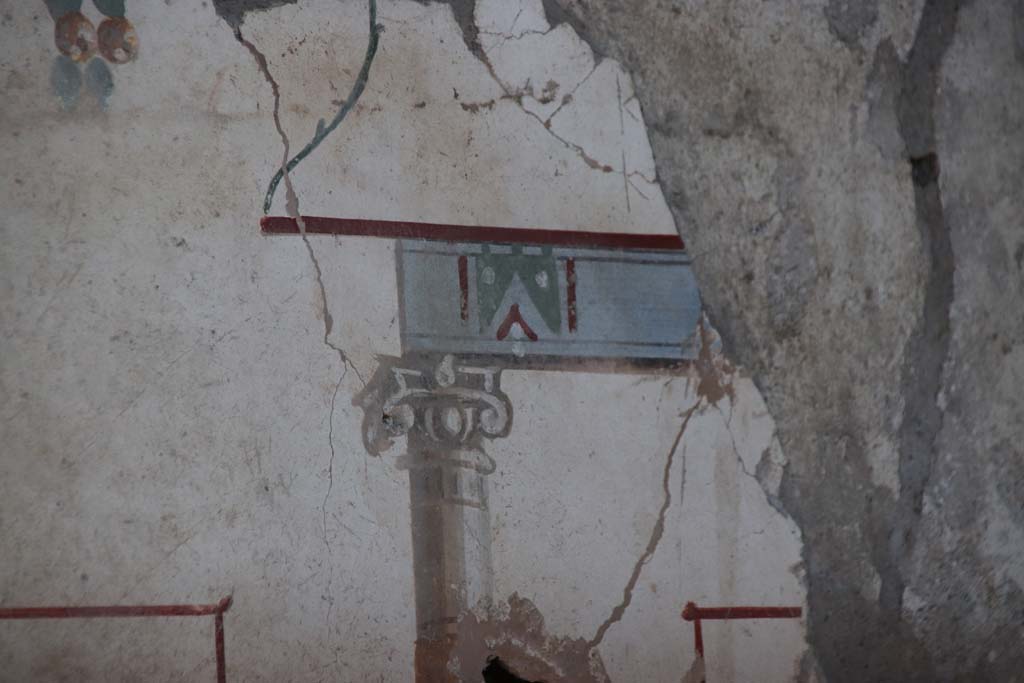 V.2.Pompeii. Casa di Orione. September 2021. 
Room A13, detail of floral decoration from centre of east wall of south ala. Photo courtesy of Klaus Heese.
