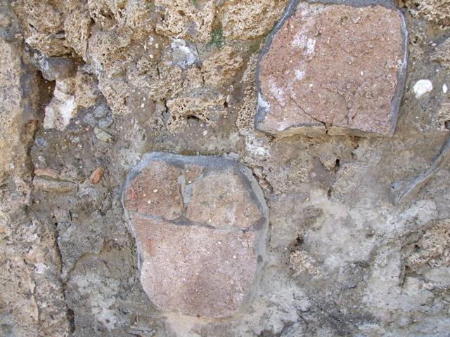 V.3.7 Pompeii.  March 2009. Doorway to Cubiculum, on south west side of atrium.