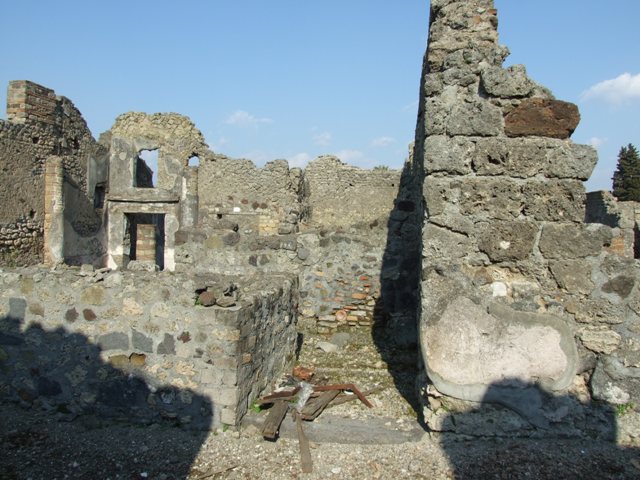 VI.7.2 Pompeii.  March 2009.  South wall of Steps to Upper Floor.