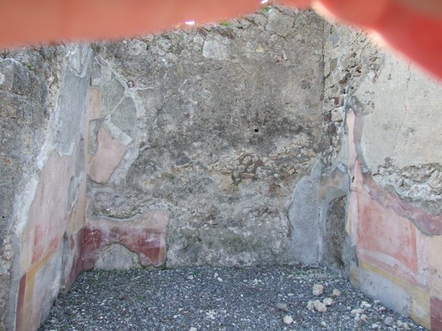 VI.7.6 Pompeii. March 2009. Room 5. South west corner of Ala.