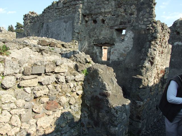 VI.7.6 Pompeii. March 2009. Doorway to Room 8.
