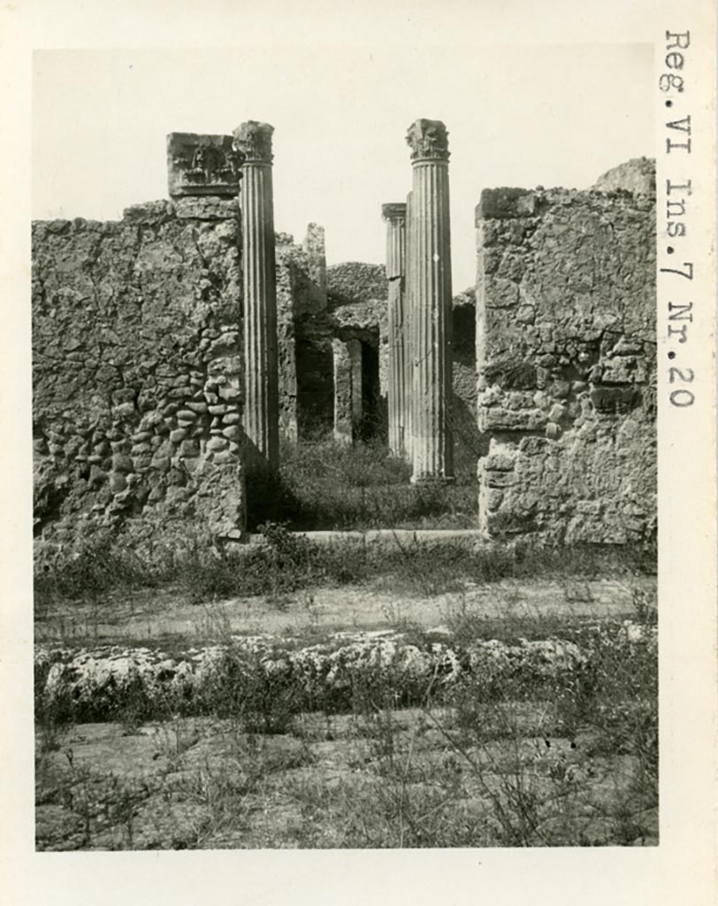VI.7.21 Pompeii, but numbered as VI.7.20 on photo. Pre-1937-1939. 
Entrance doorway with capital on south side.
Photo courtesy of American Academy in Rome, Photographic Archive. Warsher collection no. 412.
