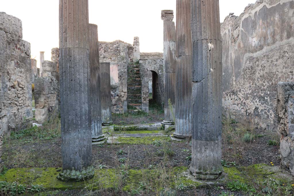 VI.7.21 Pompeii. December 2018. Looking west across atrium towards impluvium. Photo courtesy of Aude Durand.