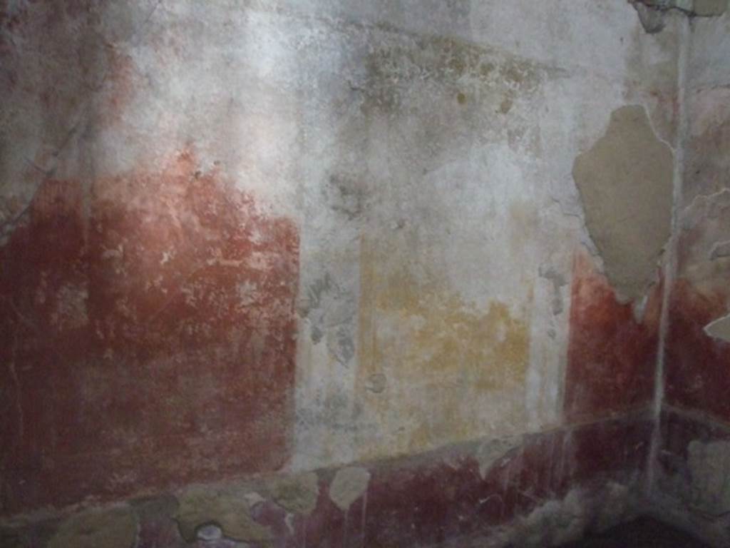 VI.8.5 Pompeii.  March 2009.  Room 9, cubiculum. South wall.