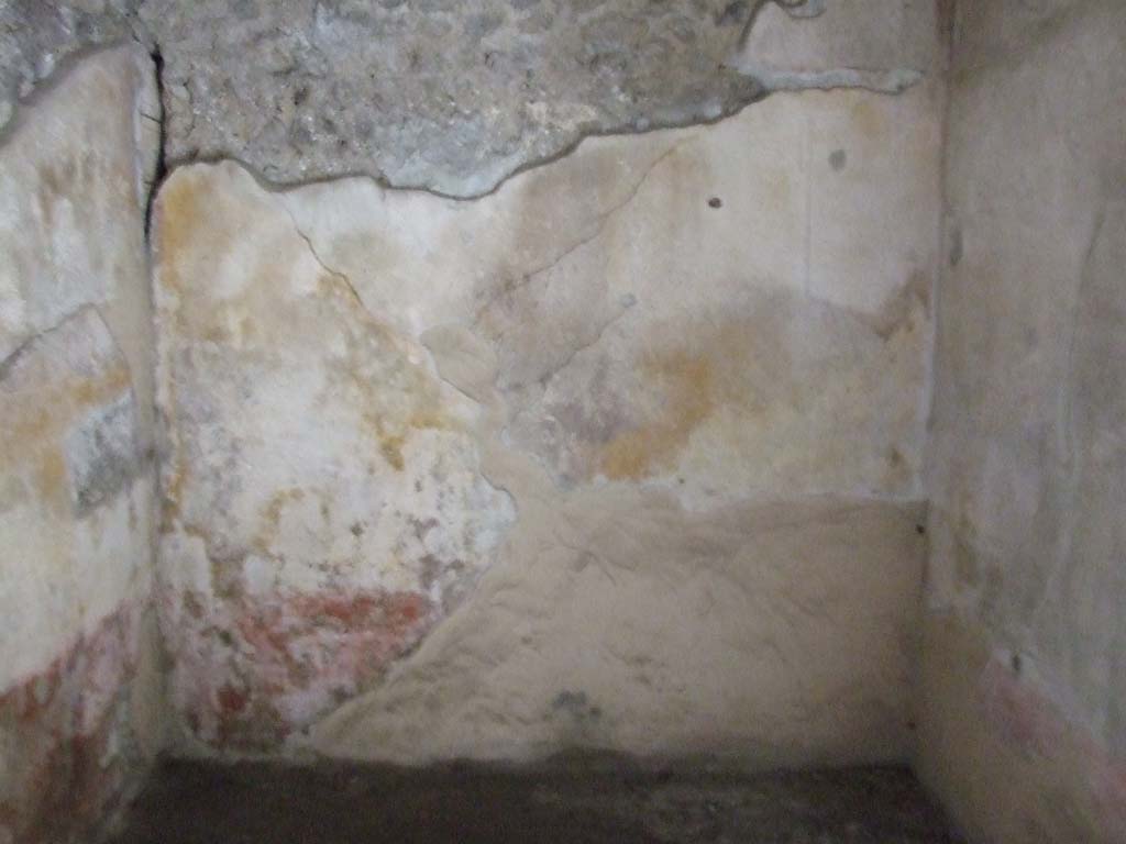VI.8.5 Pompeii. March 2009. Room 3, south wall of cubiculum. 