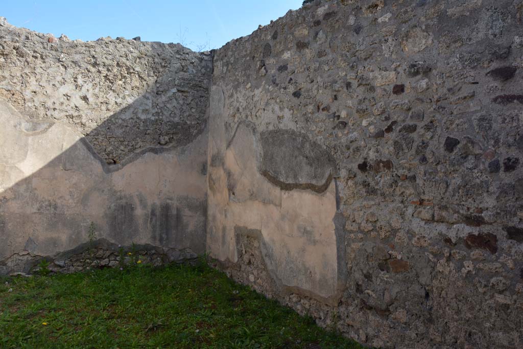 VI.11.9 Pompeii. October 2017. Room 5, south-east corner. 
Foto Annette Haug, ERC Grant 681269 DCOR
