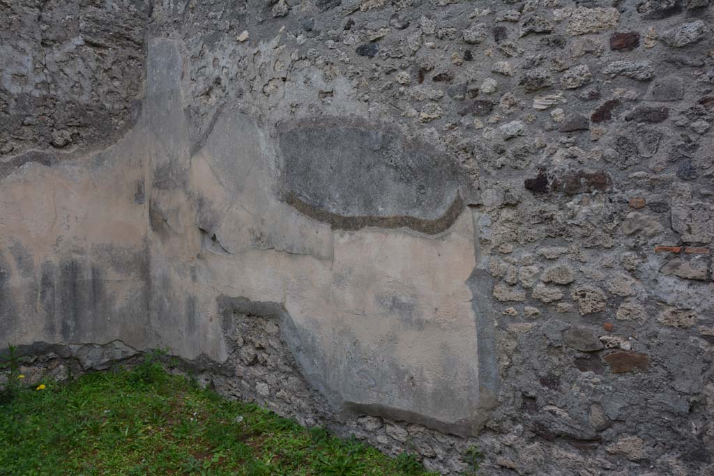 VI.11.9 Pompeii. October 2017. Room 5, south-east corner and south wall.
Foto Annette Haug, ERC Grant 681269 DCOR




