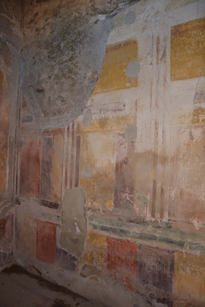 VI.11.10 Pompeii. December 2017. Room 45, looking east along south wall.
Foto Annette Haug, ERC Grant 681269 DÉCOR
