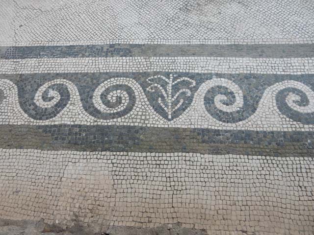 VI.12.2 Pompeii. pre-1937-1939. Detail of mosaic floor in oecus/triclinium. Photo courtesy of American Academy in Rome, Photographic Archive. Warsher collection no. 335.

