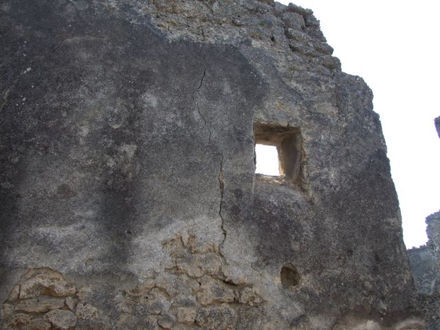 VI.14.20 Pompeii. March 2009. Room 9. Cornice in north west corner.