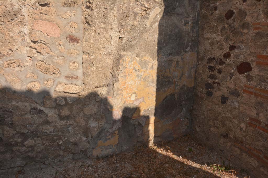 VI.14.40 Pompeii. September 2019. Looking towards north wall and north-east corner of cubiculum.
Foto Annette Haug, ERC Grant 681269 DÉCOR
