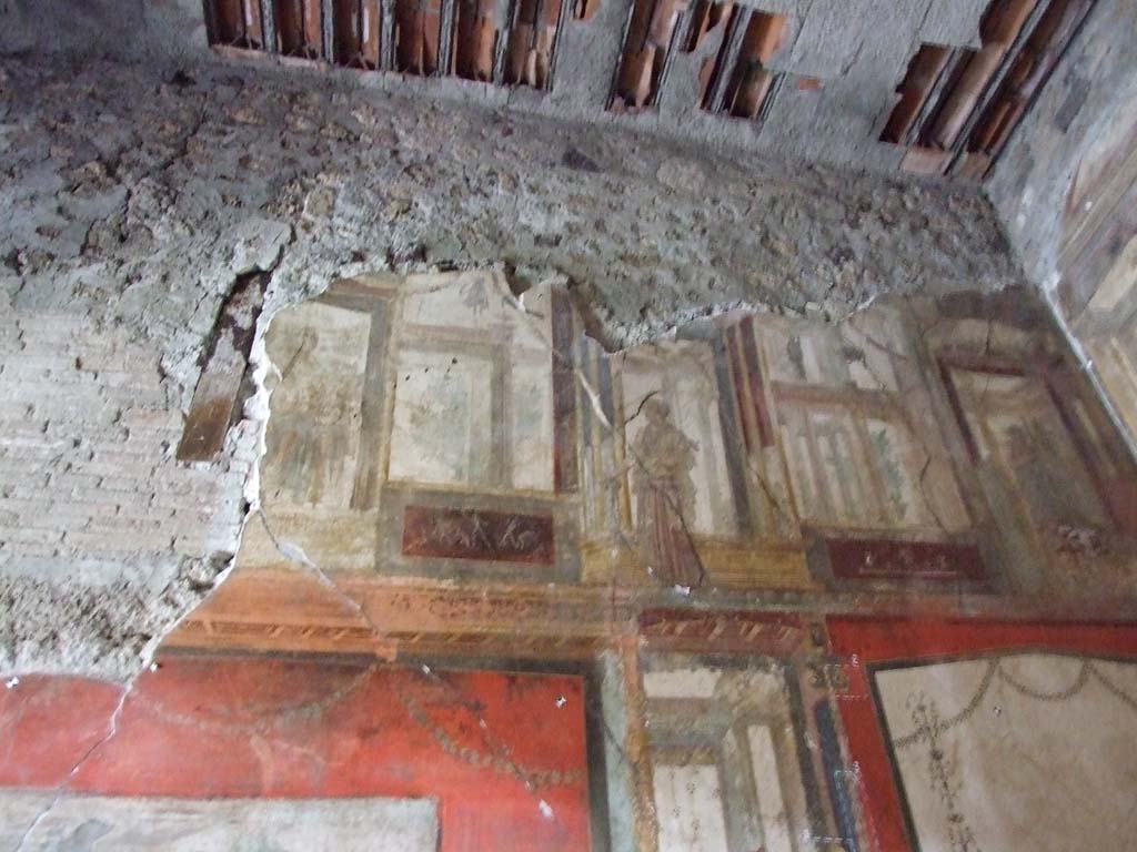 VI.15.1 Pompeii. May 2017. Looking towards the north-east corner of the exedra.
Photo courtesy of Buzz Ferebee.
