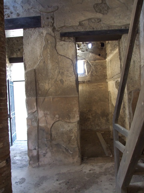 VI.15.9 Pompeii. March 2009. Cubiculum. South wall.