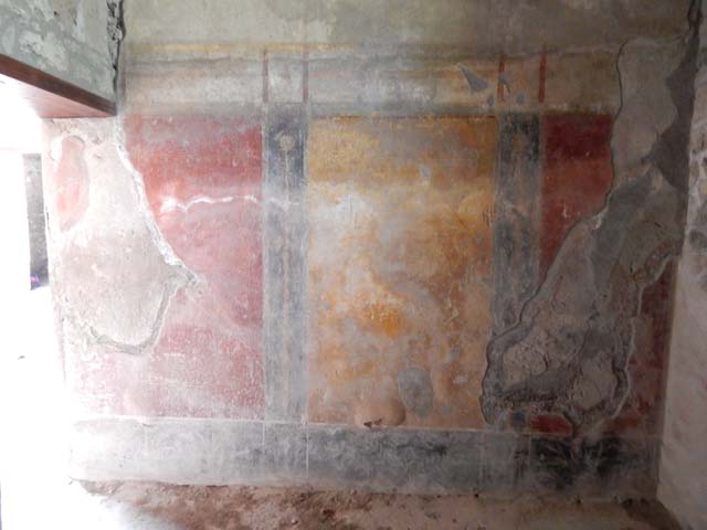 VI.16.15 Pompeii. December 2006. West wall of room G with wall painting of the arrival of Dionysus on Naxos where Ariadne is sleeping.