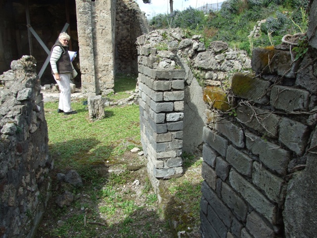 VI.16.27 Pompeii. March 2009. Room 11, North east corner.